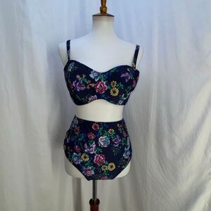 NWOT Figleaves bikini 2 pc swim bathing suit Dhalia Blue Navy Bottom 20/Top 38DD